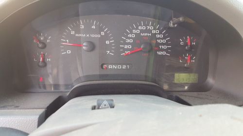 04-05 ford f150 xlt  instrument cluster/speedometer and tach