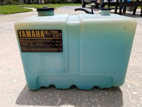 Yamaha outboard remote oil tank