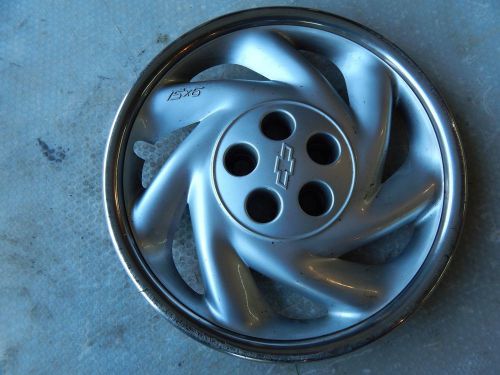 94 95 96 chevy cavalier wheel cover hub cap hubcap 15&#034; 9592866 (some carbing)