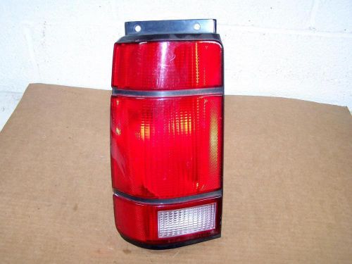 Ford explorer 1991-1994 right  pass side oem tail light part  free shipping
