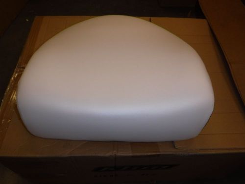 Scarab seat cushion 135-90598
