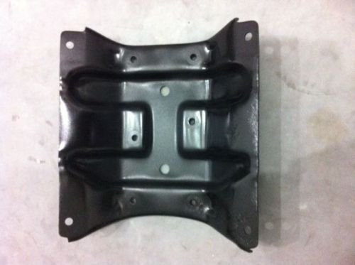 Kawasaki zxi stx 900/1100 engine mount bedplate cradle