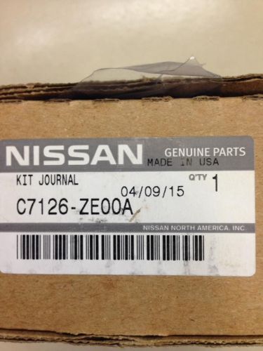 Front u-joint front shaft for a 2008-2016 nissan titan or armada, new in box