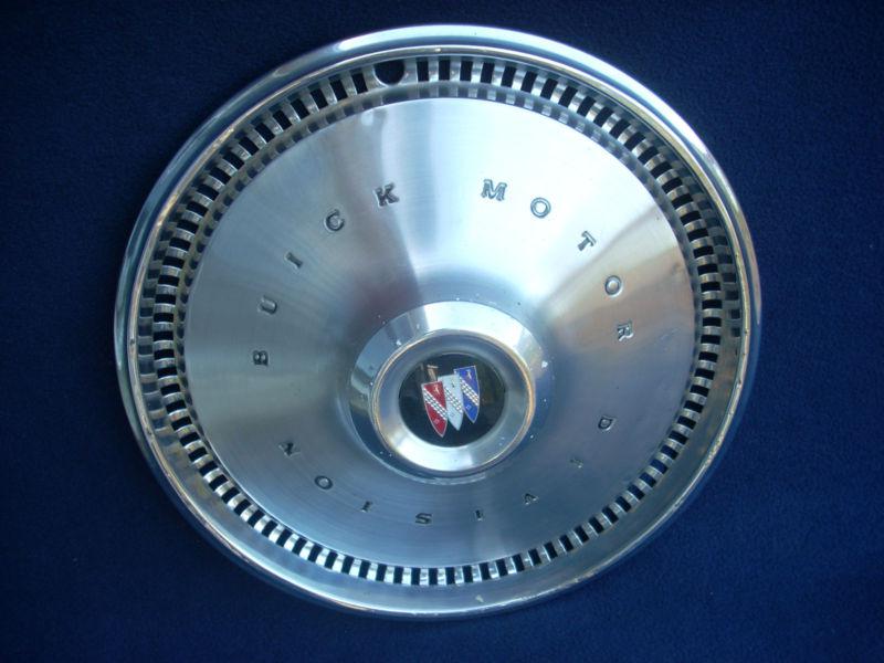 Vintage gm buick motor division auto car 14" aluminum wheel cover dish hub cap