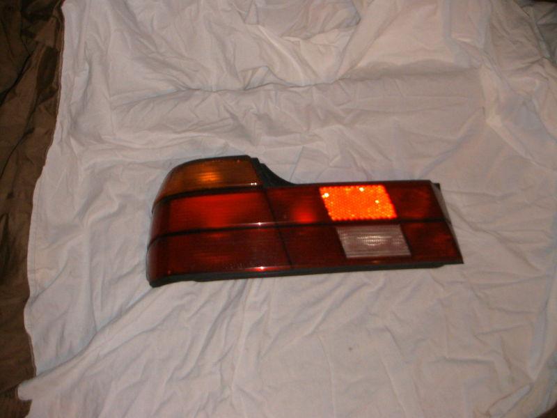 1994 b m w 740 il left or driver side tail light