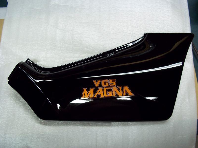 Honda v65 magna black right side cover new oem