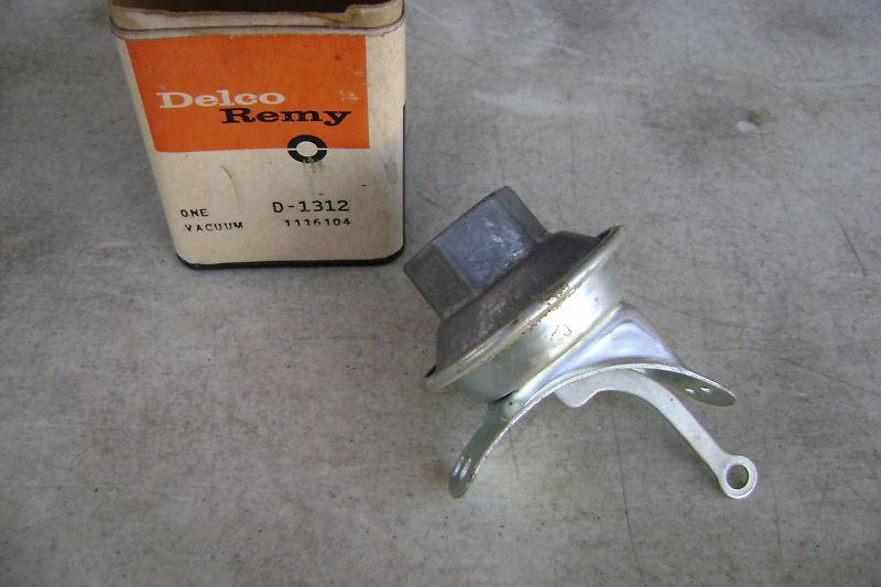 Delco remy d1312 vacuum advance control 1955 desoto 55-56 dodge  1116104   nos 