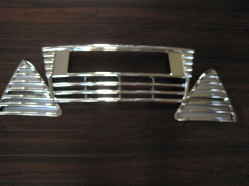 Ford focus chrome overlay grille 2012-2013 ( 3 piece insert)