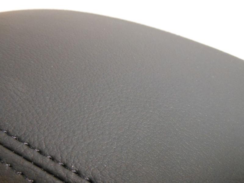 Nissan juke oem leather wrapped center console arm rest