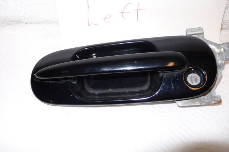 Drivers door handle for 97,98,99,00,01 honda cr-v left front outer