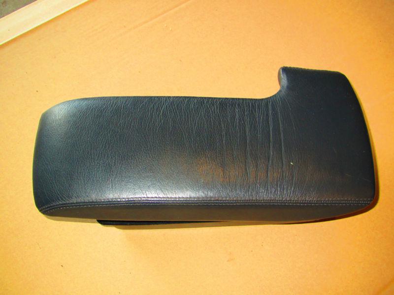 Mercedes benz amg armrest center console top storage leather cover compartment 