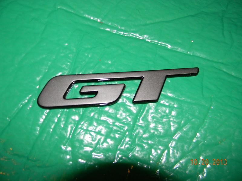 Gt emblem ,like new ready to put on  5.99 shipping 3.50  to lower 48
