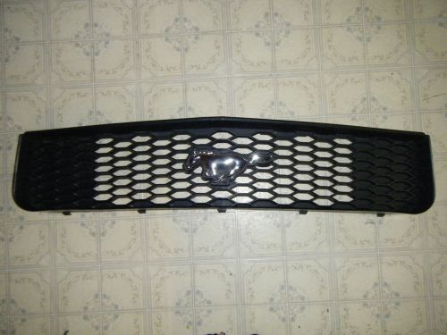 2005-2009 ford mustang v6 black mesh with emblem grille oem