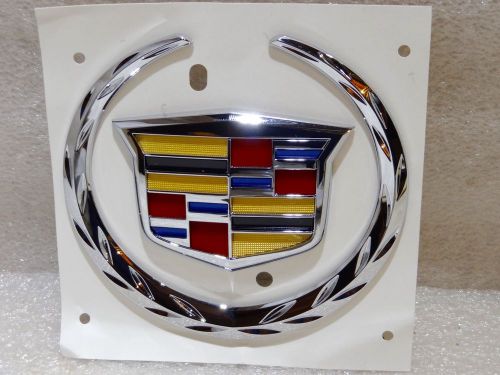 New factory cadillac genuine crest and wreath center emblem oem