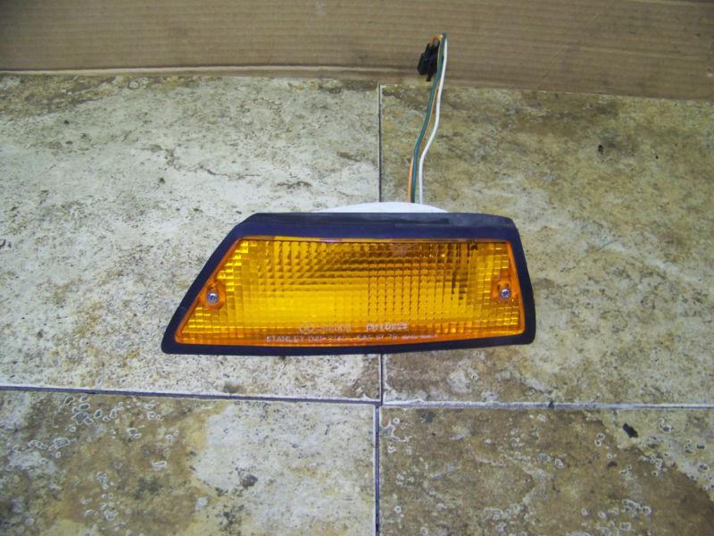 1980-1983 honda goldwing gl1100  front left turn signal blinker 