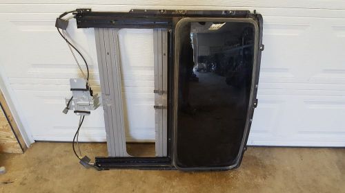 2003-2007 ford lariat sunroof assembly