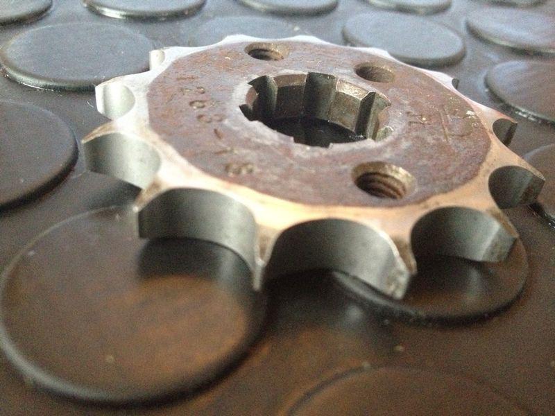 2001 yamaha yz80 yz 80 yz85 yz 8 engine front drive sprocket  13t 13 tooth 96-07