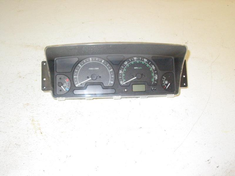 03 04 land rover discovery speedometer cluster (yac001490) 27345