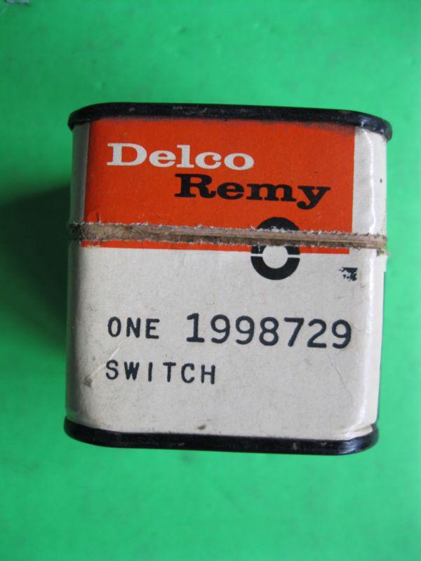 1964 pontiac nos wiper switch  delco remy 1998729 wiper switch 