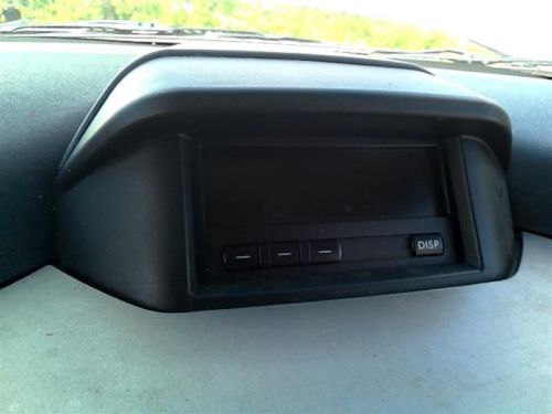04 05 endeavor info-gps-tv screen front dash w/o rear monitor limited us market