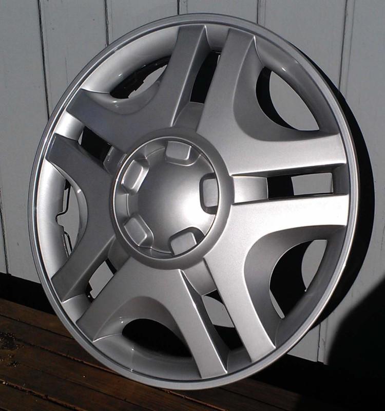 Find 2005 2006 2007 2008 Chevy COBALT hubcaps wheel covers 15" P/N