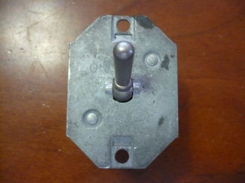 Vintage aircraft primary power toggle switch 4 prong  8701k3  cutler-hammer