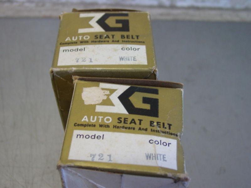 Pair of vintage nos auto seat belt model 721 white front seat belts hot rat rod 