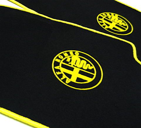 Alfa romeo 75 milano   new black/yellow mat set