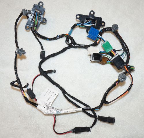 Gm 2008-2012 cts wiring harness for left front door 25857257 oem