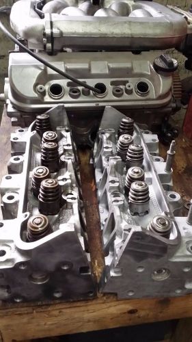 Pair of 3.5 chevy impala 2007 cylinder heads
