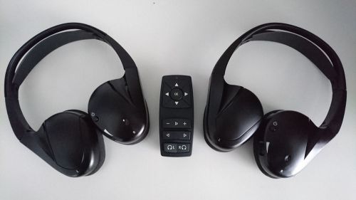 2006 - 2013 bmw x5 2 channel rear entertainment ir headphones &amp; remote control