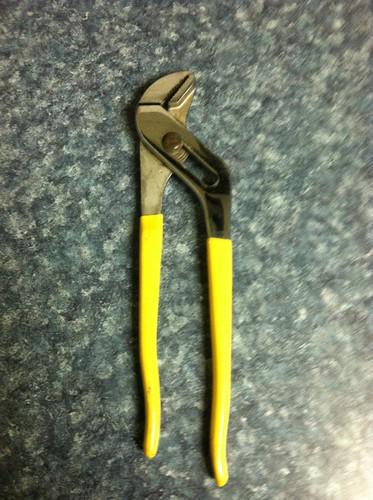 Crescent tool co. u.s.a.  no.r-210 ( 9 1/2 in.) slip joint  pliers  