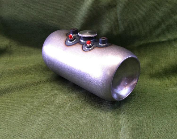 Beer can style oil tank