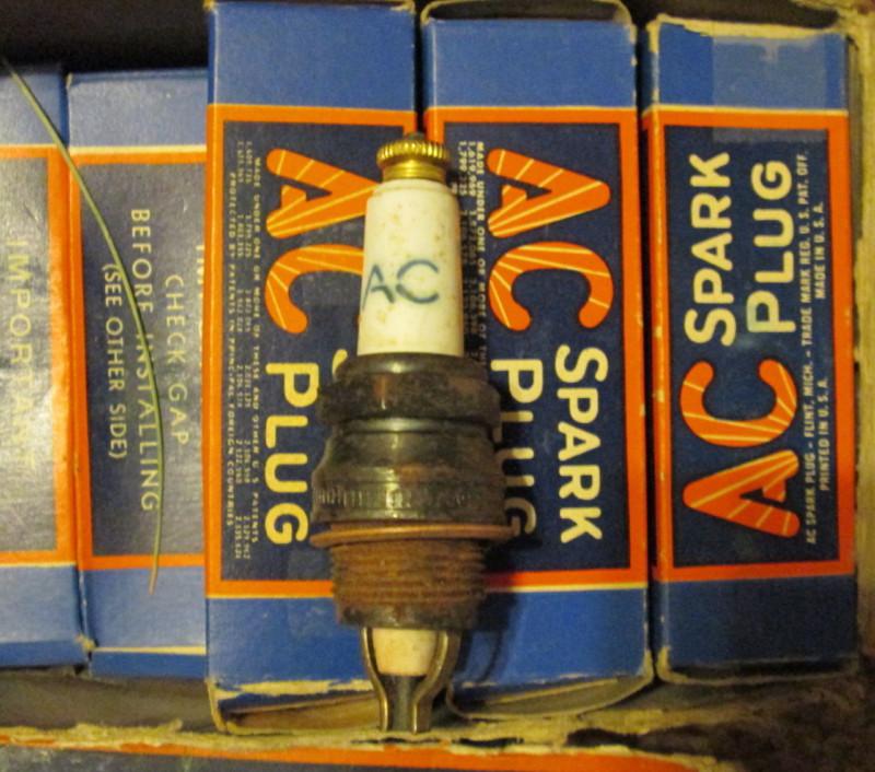9 new ac 19 spark plugs nos vintage