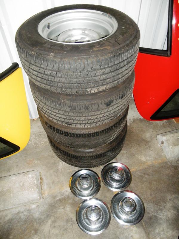 Chevrolet wheels, tires, hubcaps