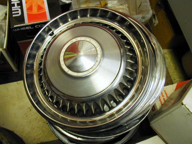 Vintage chevrolet motor company hubcap hub cap center cap chrome stainless 