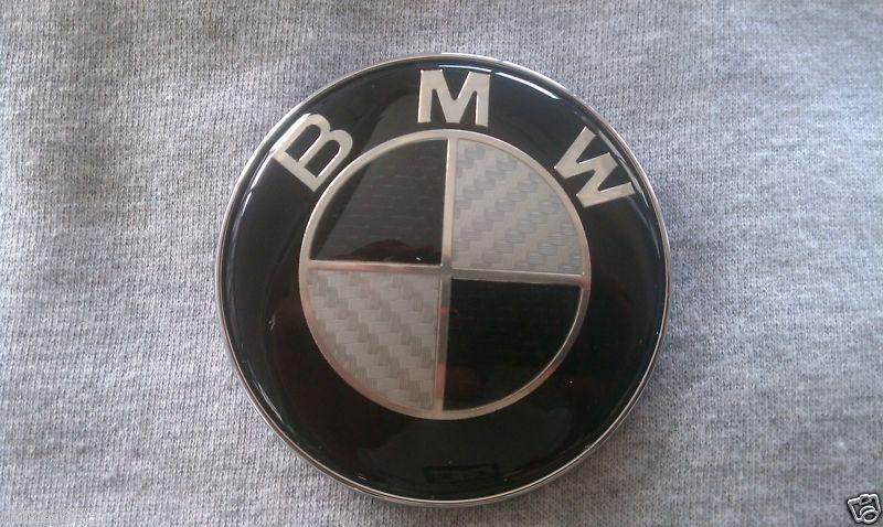Lot of 10 bmw roundel emblem badge new 73mm black/white carbon rear trunk logo