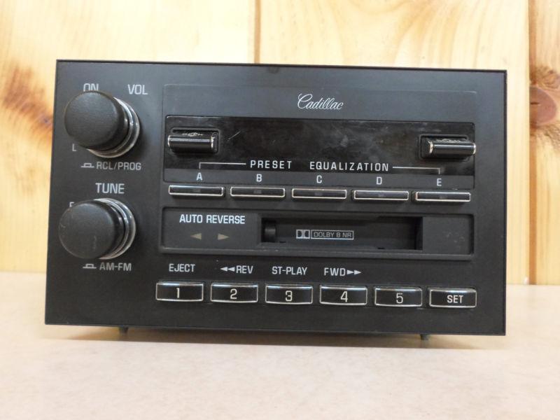 1993 cadillac fleetwood (rwd) am/fm/cassette car stereo