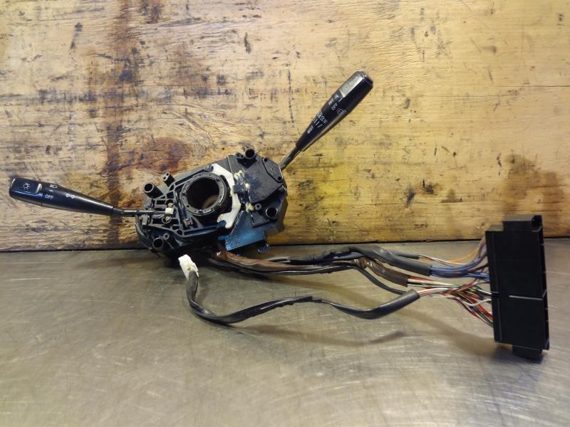 92 93 94 95 96 camry station wagon column combination switch assembly  208209