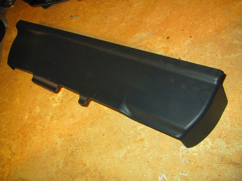 Mercedes benz w220 oem right front seat rail bottom molding trim cover panel  