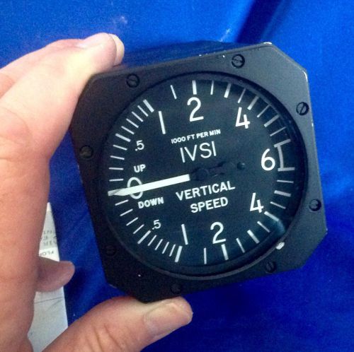Aircraft avionics instrument ivsi vertical speed indicator (sv)