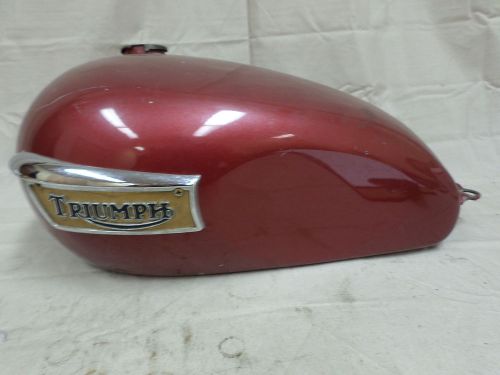 R0052 triumph t150 beauty kit gas tank with original badges take off never used