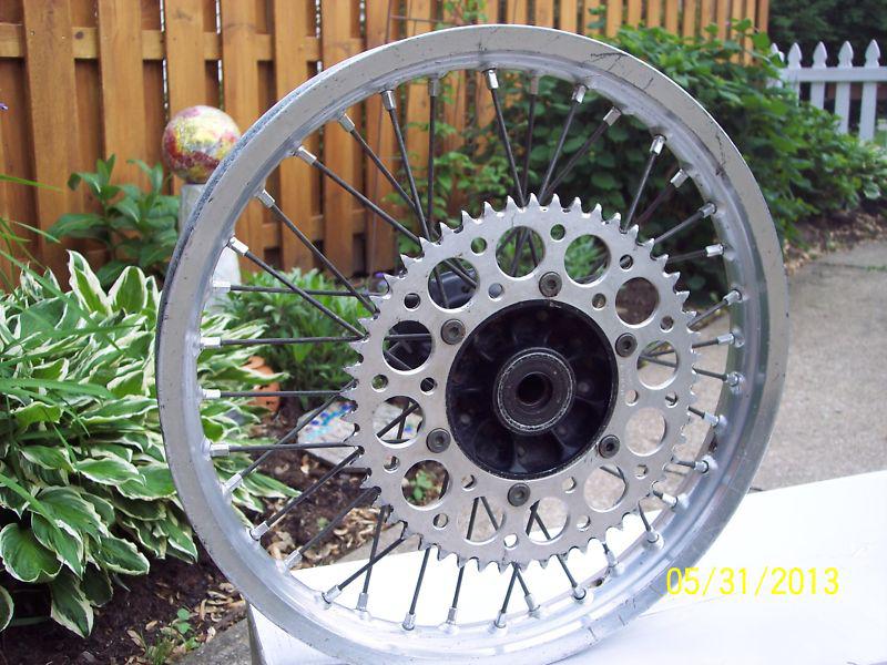 1986 87 88 suzuki rm125 250 rear wheel rim hub 88 rm 125 rm250 renthal sprocket