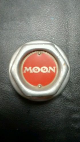Moon antique screw on hubcap