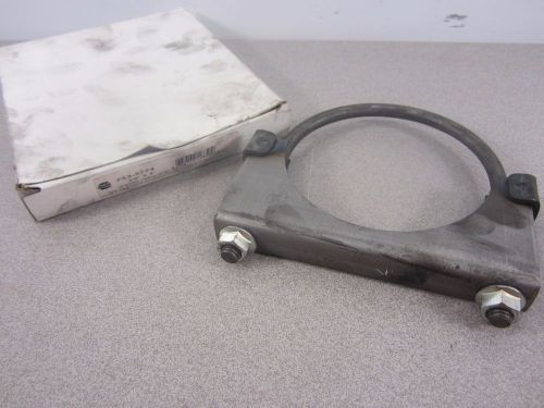 Napa 733-5774  4&#034; welded heavy duty exhaust clamp  qt. 2    nos