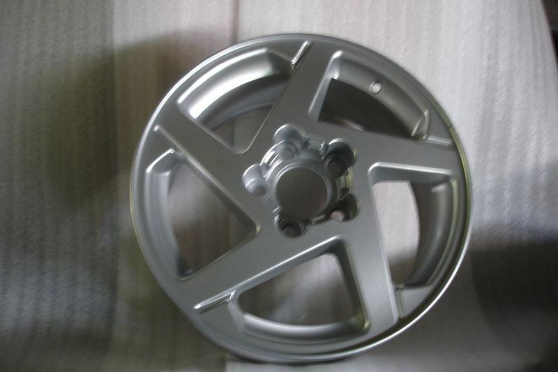 16" pontiac bonneville wheel