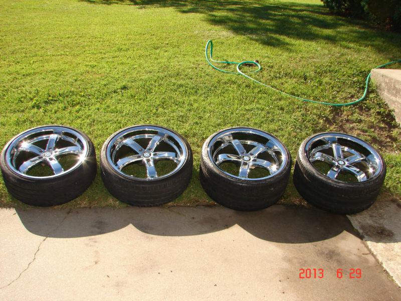 Bmw beyern five 20" chrome wheels, tires and tps
