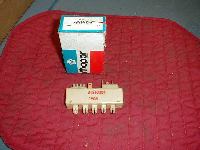 Nos mopar 1968-71 all models a/c-heater vacuum switch