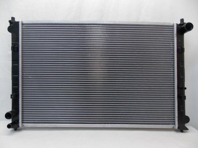 Brand new quality radiator for mazda mpv v6 2.5 00-06 replacement