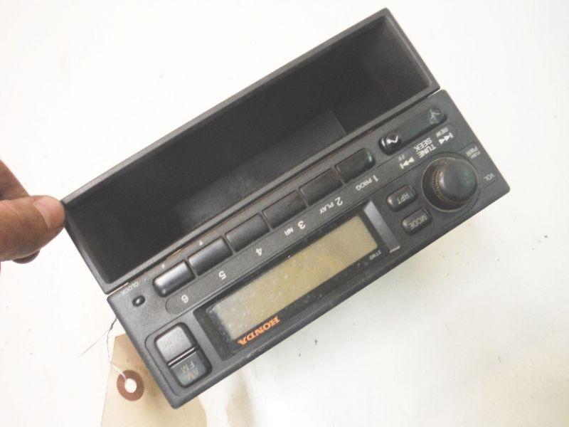 1997 honda crv 4wd stock radio stereo tuner oem